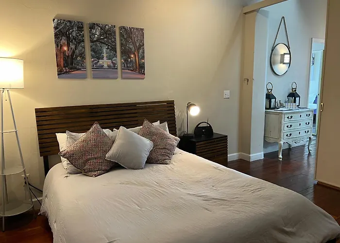 Penthouse On Broughton With Free Reserved Parking