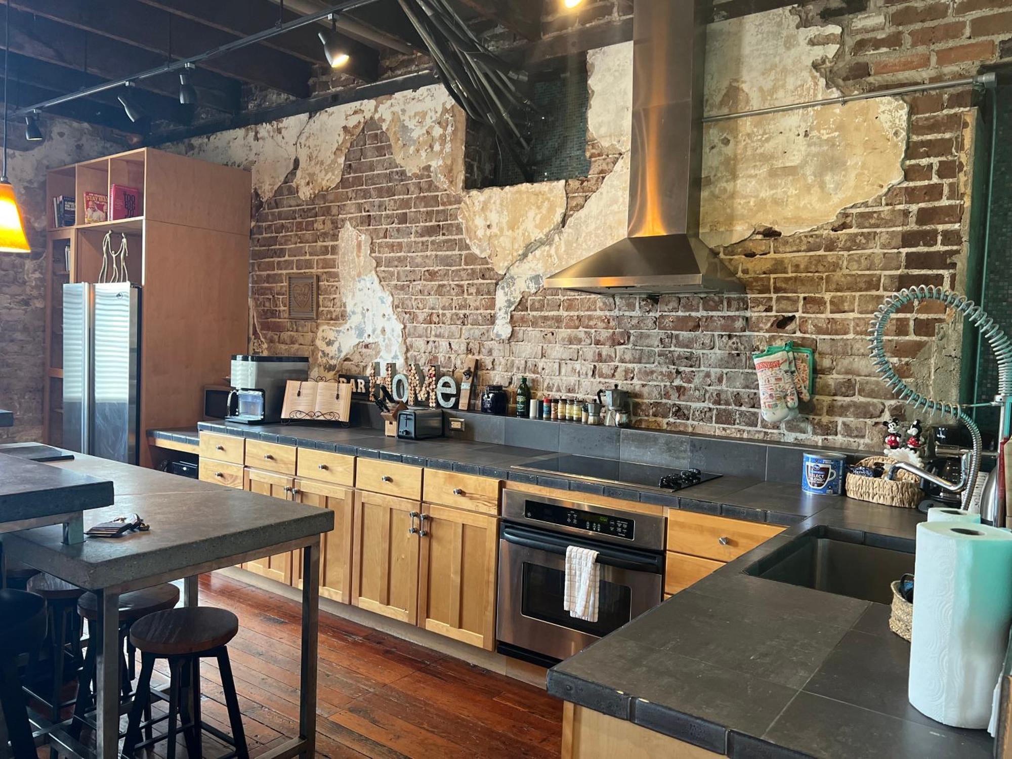 Penthouse On Broughton With Free Reserved Parking Apartment Savannah